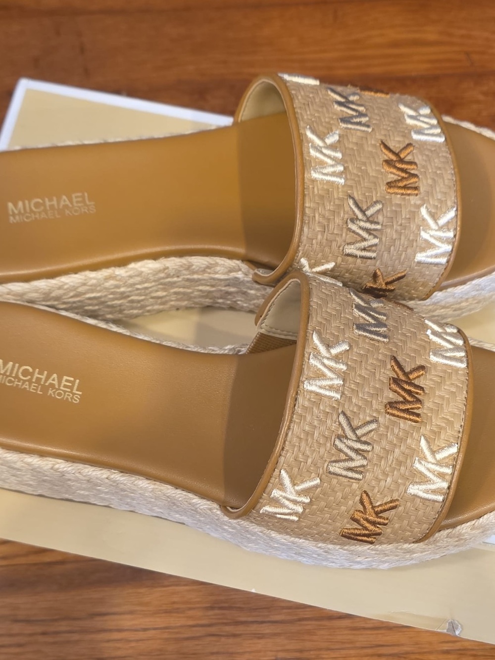 size 7.5 Michael kors sandals women’s